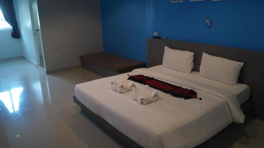 Hotel P.F Mansion Chaweng  Exterior foto